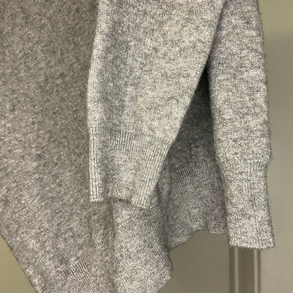 Soft Thick Heather Grey Sweater with Woven Scarf - Picture 5 of 6